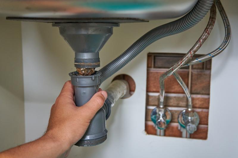 Techniques d'ass&egrave;chement rapide apr&egrave;s un d&eacute;g&acirc;t des eaux important