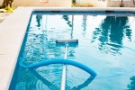 Comment identifier et résoudre les fuites de piscine avant l'été